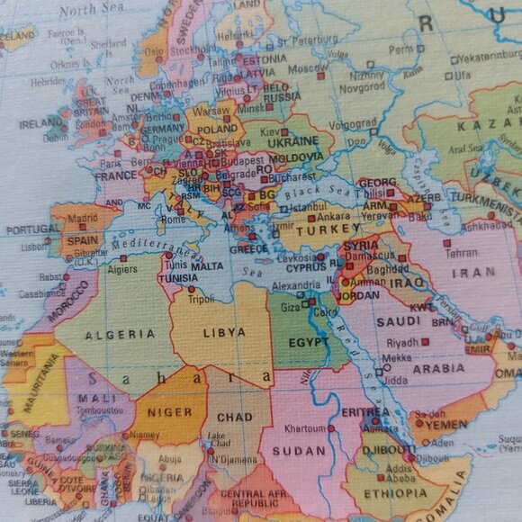 Ravensburger THE WORLD Political World Map Flags 1000 Pc. Puzzle Germany NEW - Picture 4 of 13